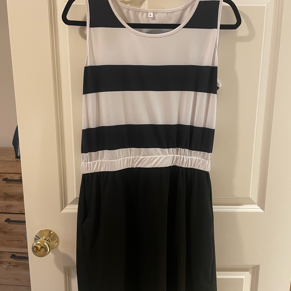 Sleeveless Black and White Striped Waist Dress